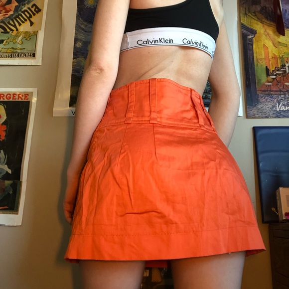 Orange mini skirt - Picture 3 of 10